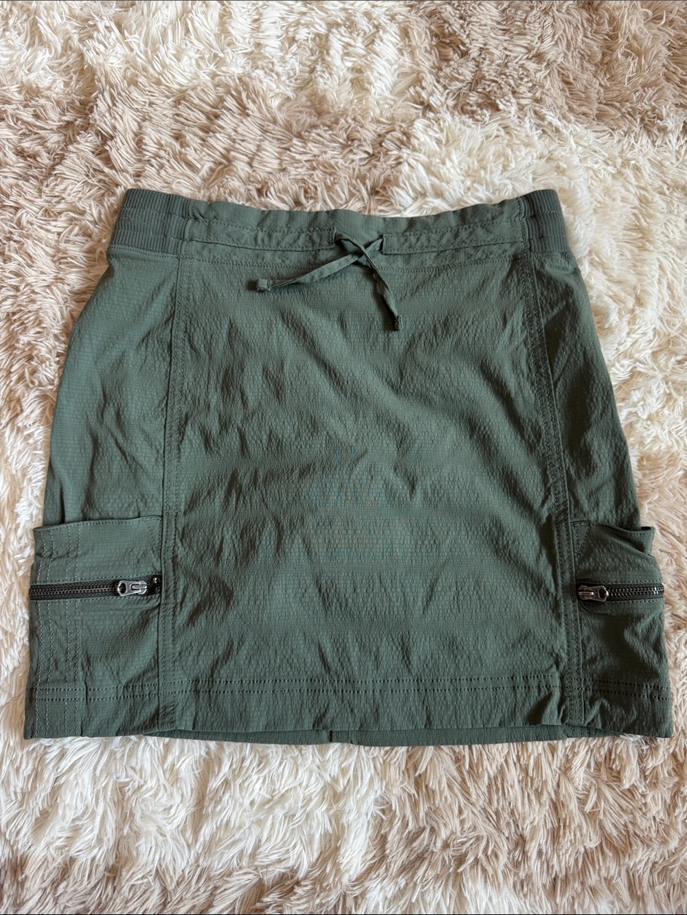 Women’s Athleta Olive Green Skort
